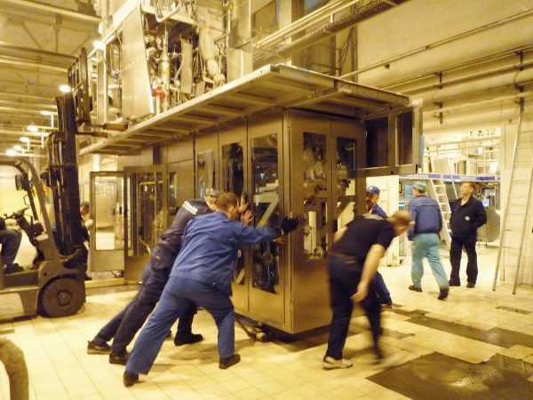 production of directly squeezed apple juice