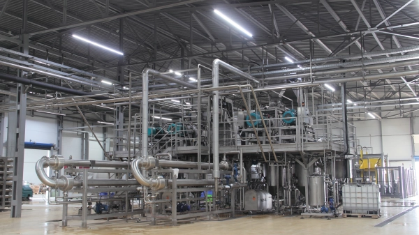 plant for the production of puree in aseptic packaging